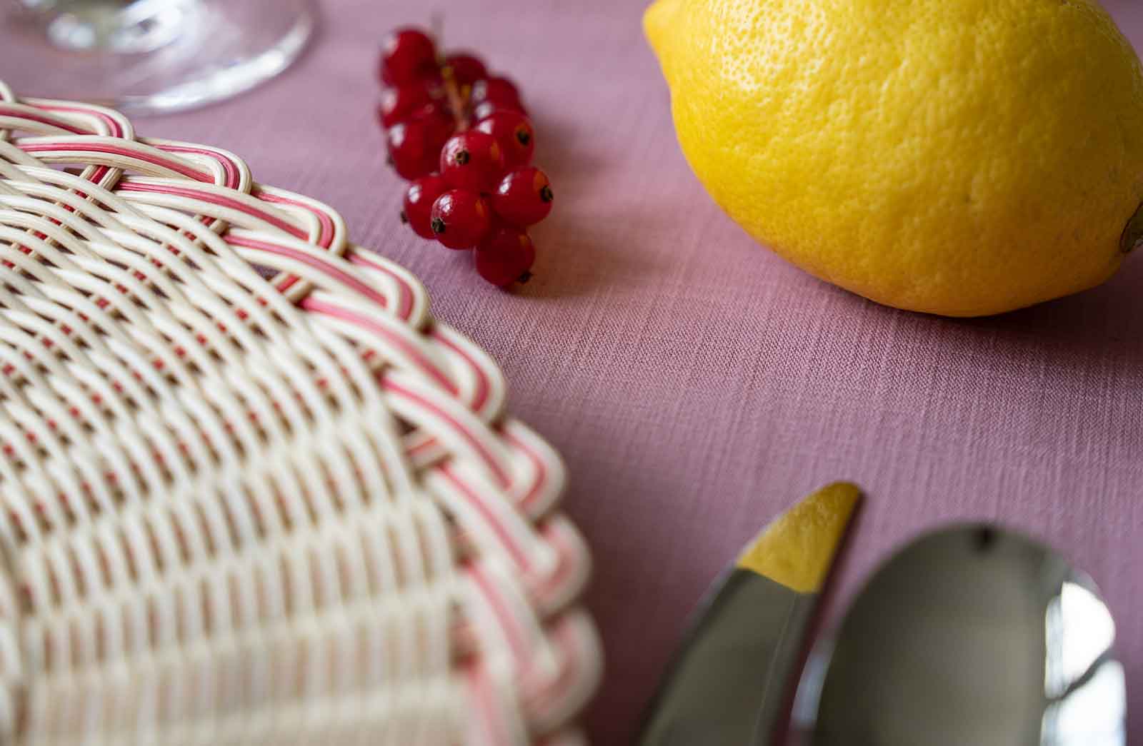 Mila Maurizi Mélodie Dalia b-02 sottopiatto midollino rosa