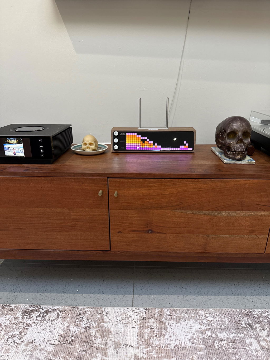 Petru Design Sync PRO Stand Vinili Legno 33 cm Noce